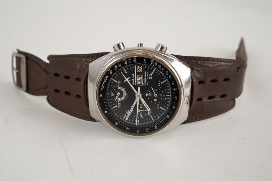 Omega Speedmaster Automatic Armbandsur. A296