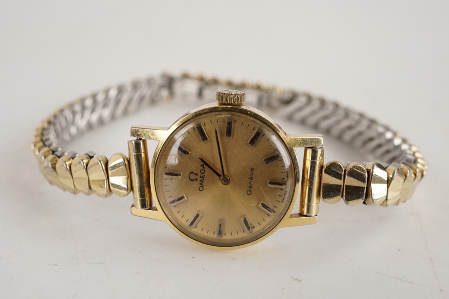 Omega Geneve Armbandsur. A297