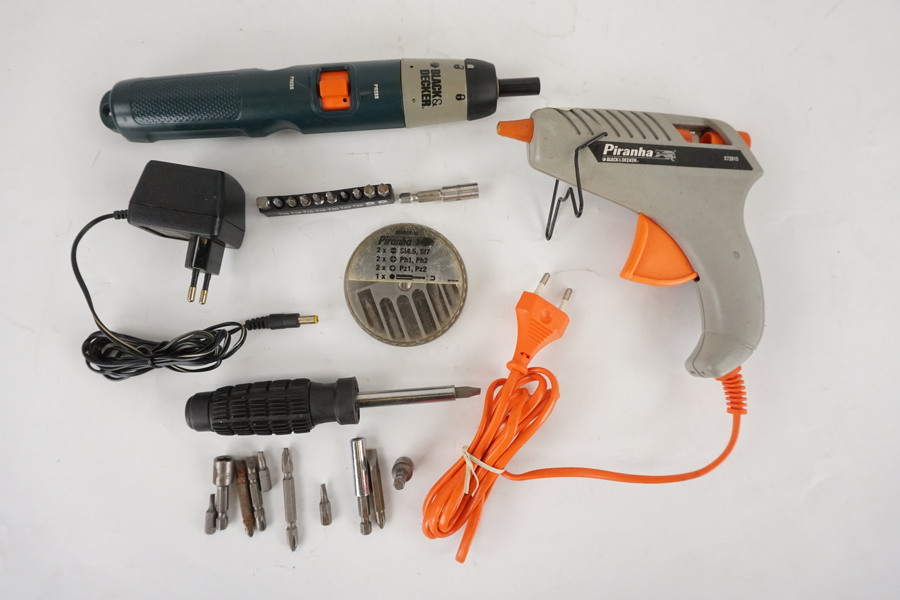 Black & Decker KC9024 skruvdragare limpistol m.m. D64