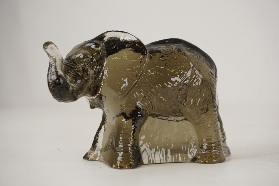 Paul Hoff Kosta WWF figurin elefant Paul Hoff. A337