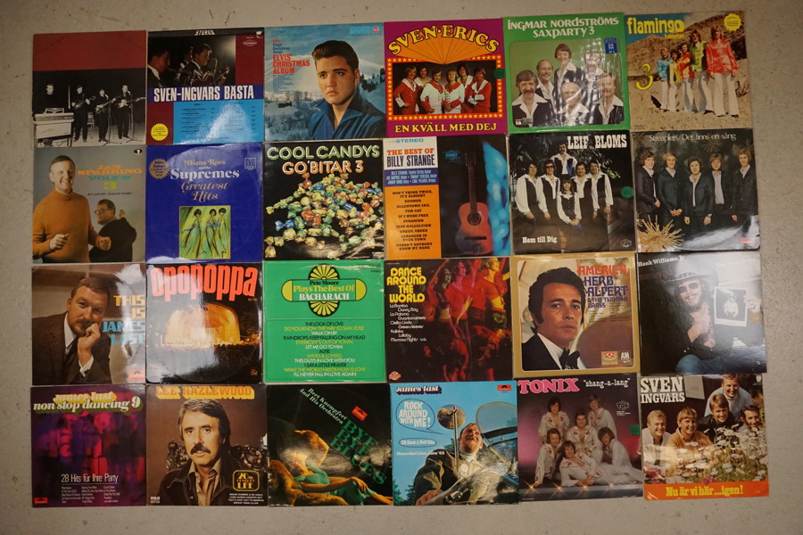 24 LP skivor, Elvis Christmas Album mm. Bc429