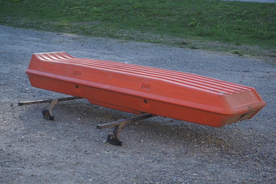 Thule takräcke med takbox. B350/