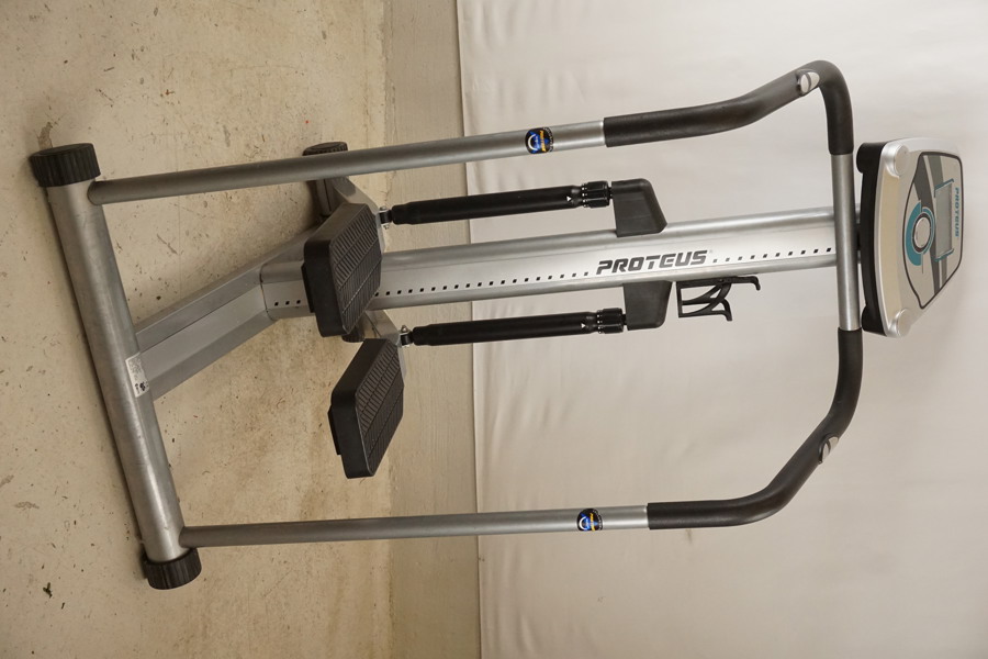 Proteus ISS-500 stepmaskin. B242/