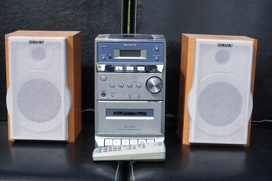 Sony HCD-EP313 stereo med högtalare. BC5