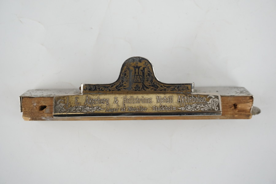 J. E. Åkerberg & Hellströms Metall Aktiebolag klämma. A67/