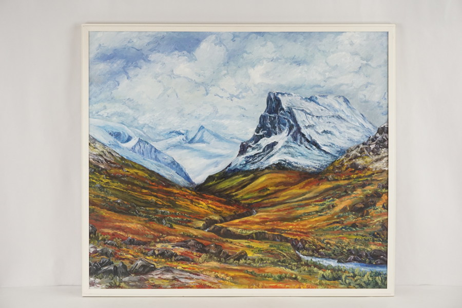 Signerad målning på duk (fjäll) 85x74cm. M3