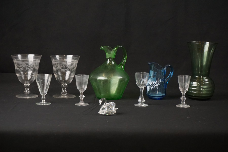 Glas på fot kanna vas m.m. G61