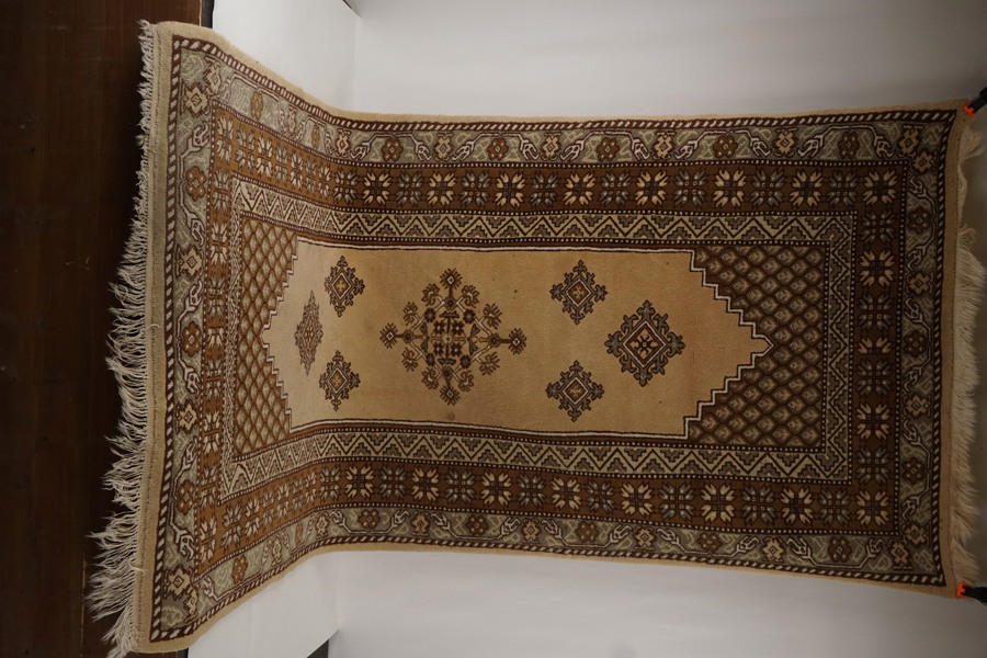 Orientalisk matta. B113