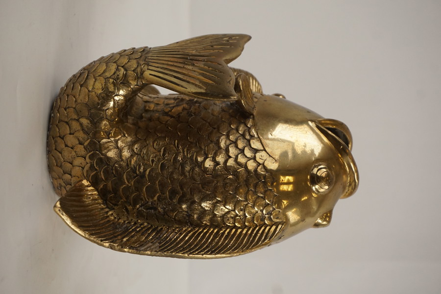 Vas fisk i mässing. C23