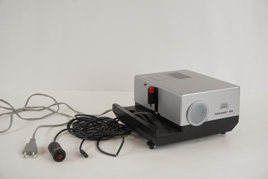 Braun Novamat 502 diabildsprojektor. BC141