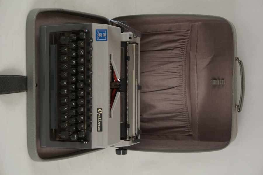 Optima reseskrivmaskin. BC142