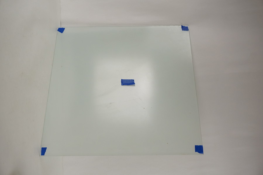 Glasskiva frostad. M58
