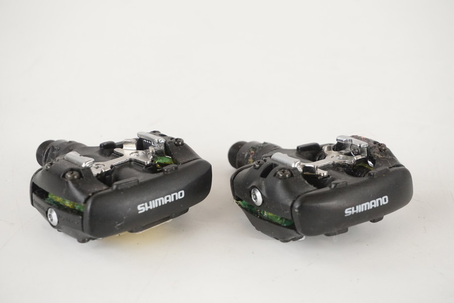 2st Shimano pedaler. A9