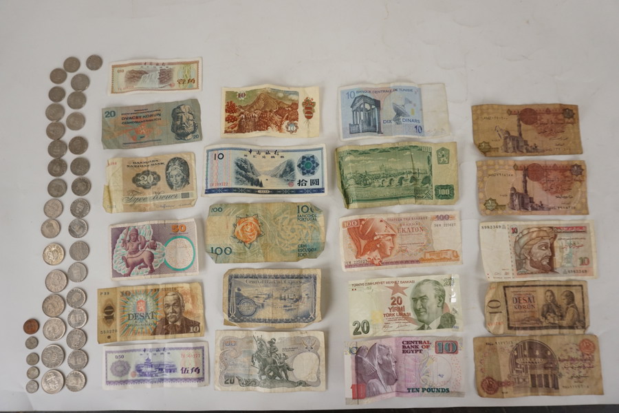 Mynt och sedlar Sverige Egypten turkiet m.m. A18