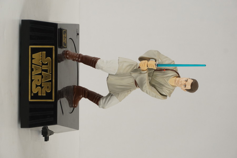 Star Wars Episode 1 Obi-Wan Kenobi Talking Bank. A22