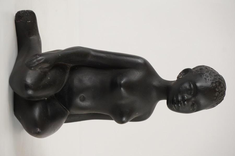 Figurin kvinna. G24