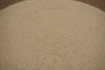 Rund vävd matta. B427/