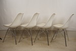 4st Stolar i Eames-stil DSX med kromade metallben. B13