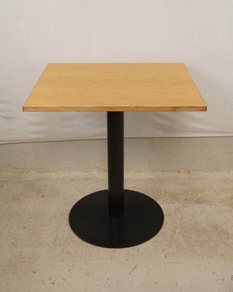 Ståbord/Cafébord. B14