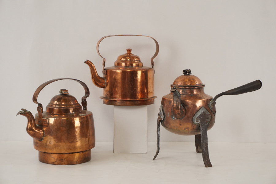 Allmoge 3st Kaffe kannor i koppar. BC44