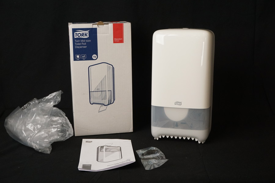 Tork T6 Toalettpappers dispenser. A2