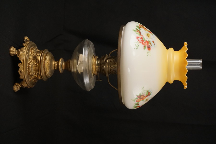 Bordsfotogenlampa. G14