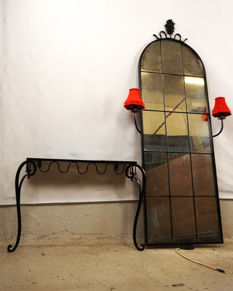 Spegel med konsolbord i smide. B134