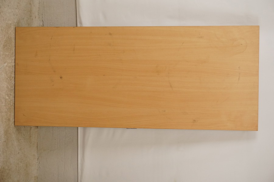 Bord fällbart. B161