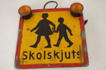 Skolskylt/Skolskjusskylt med blinklyktor. B186