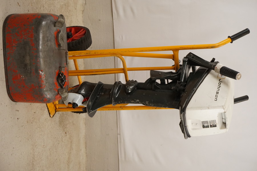 Johnson 6hk Båtmotor med tank. B219