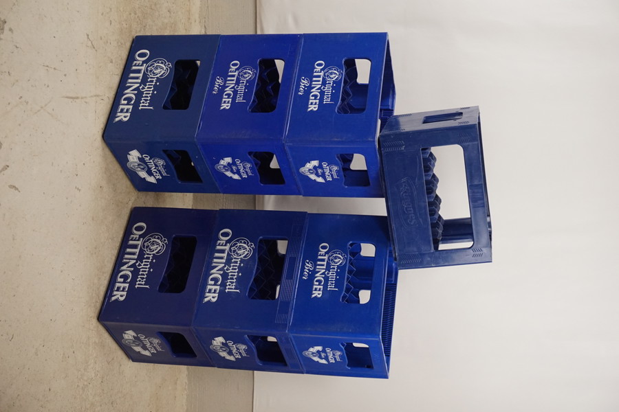 7st Plastbackar, Original Oettinger bier. B243