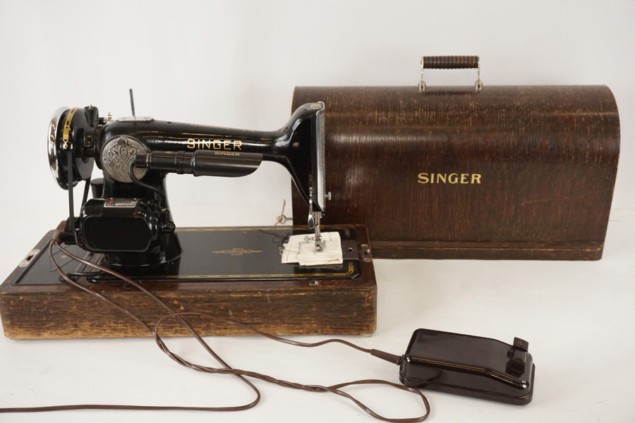 Äldre Singer symaskin. BC251