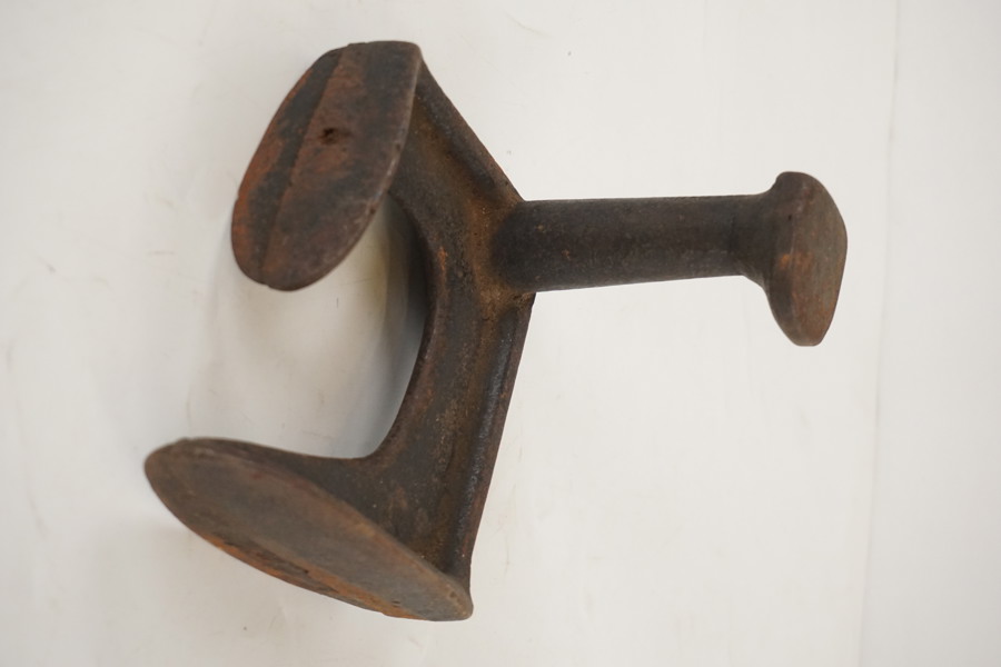 Skoläst gjutjärn. C20