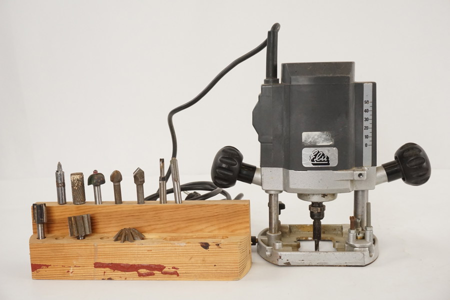 Elu 96 fräsmaskin med fräs sats. D43