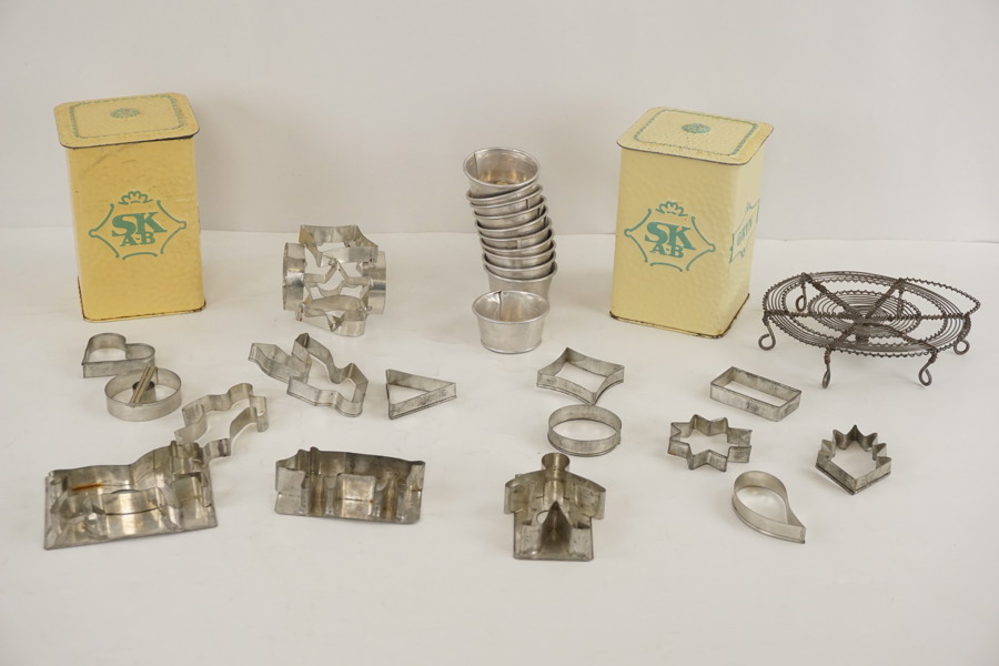 Gammal kakforma & plåtaskar SK A-B mm. A298/