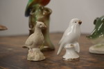 Porslin fågelfigur. A97