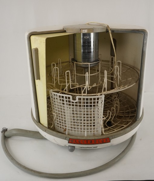 Äldre diskmaskin Electrolux rund.  B351