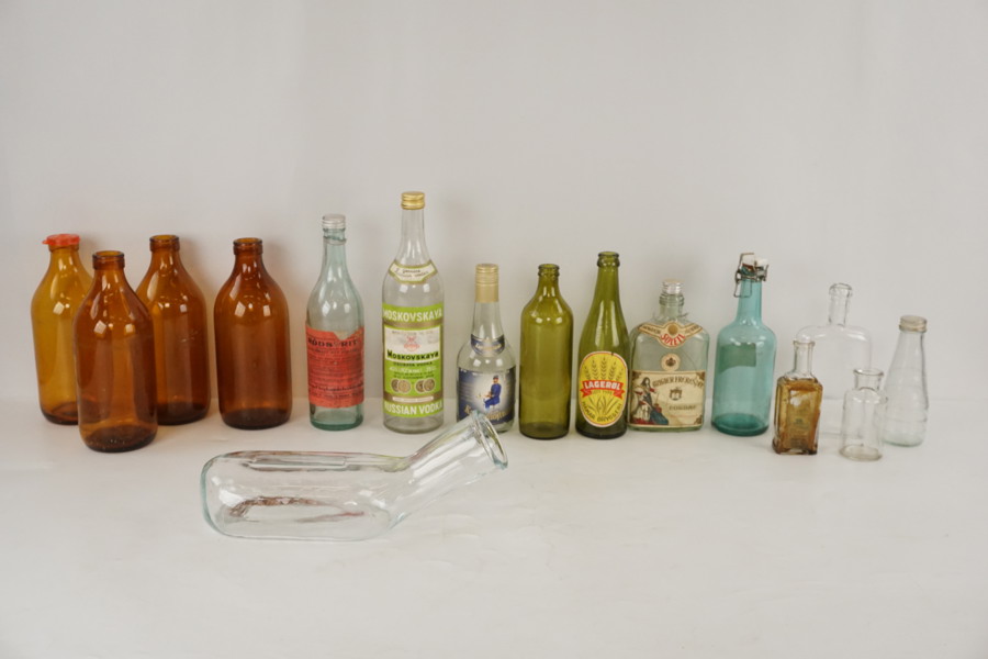 Äldre dricksflaskor Soleil mm. BC359