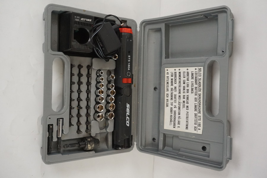 Batteridriven skruvmejsel Selco. D52