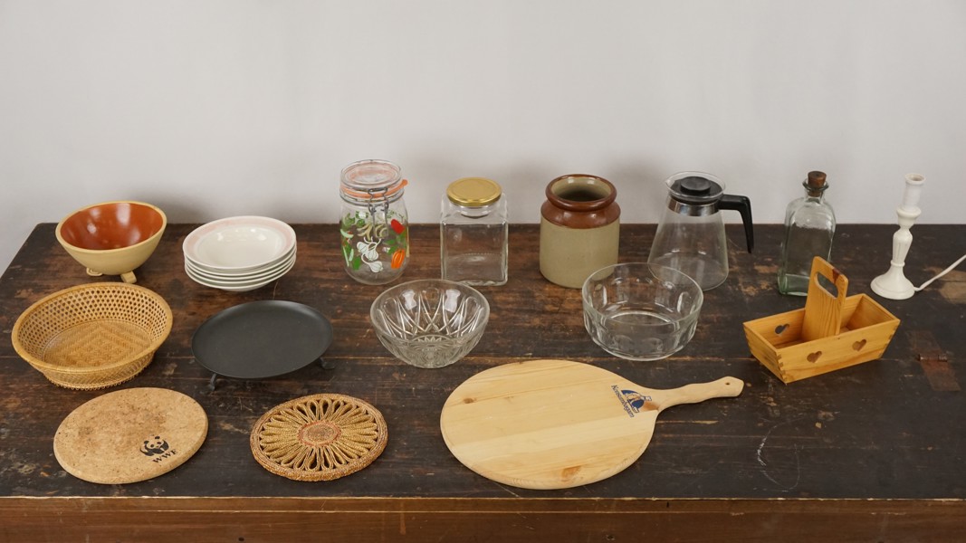 Burkar grytunderlägg skålar m.m. BC95/