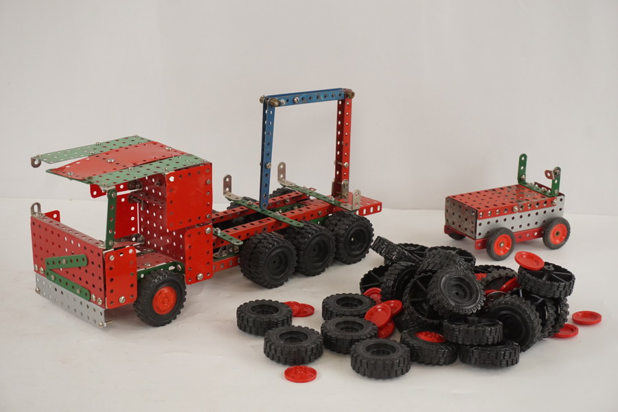 Lastbil i metallkonstruktion Temsi meccano mm. BC95/