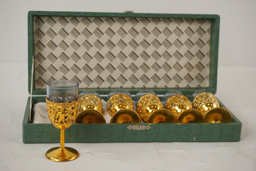 6st Likörglas med med fodral. A147/