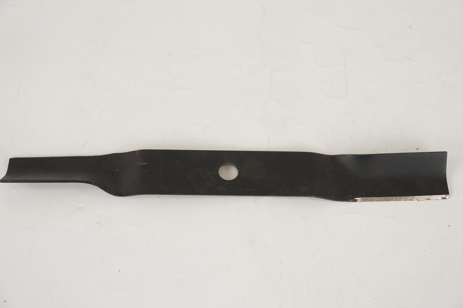 Kniv till gräsklippare. D11/