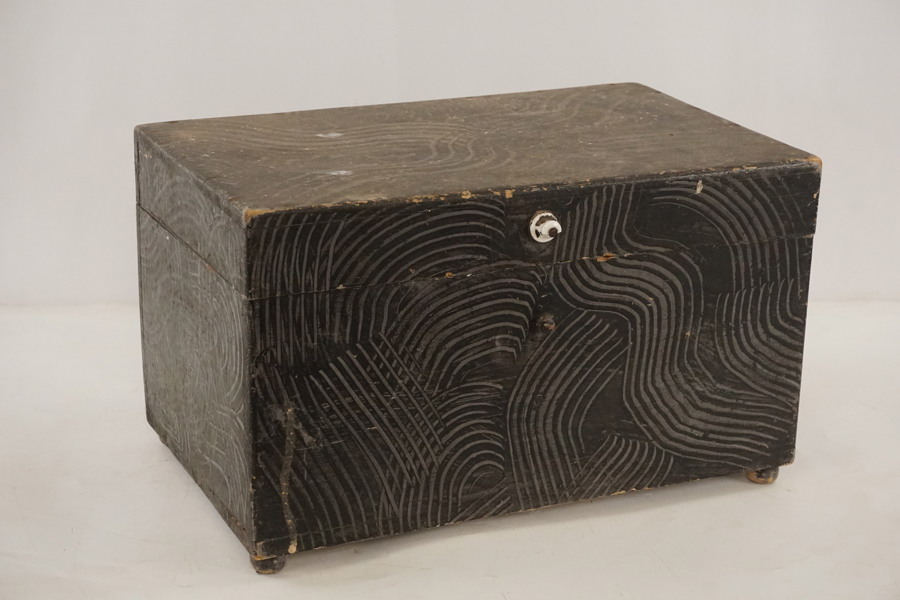 Träskrin allmoge. D69