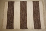 Matta brun vit 135x195cm. B15