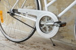Äldre cykel Concept DBS vit. B380/