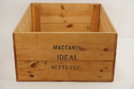Stockholms Maccaroni fabrik trälåda. B85