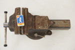 Skruvstäd. B140