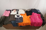 Dam kläder Acne, Levis, Lacoste mm. BC150