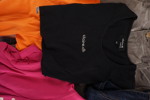 Dam kläder Acne, Levis, Lacoste mm. BC150